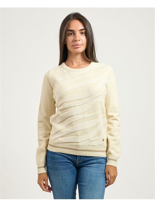 YES ZEE | M011-BI000157